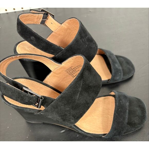 Halogen faux suede strappy sandals  size 6.5 - Picture 2 of 11